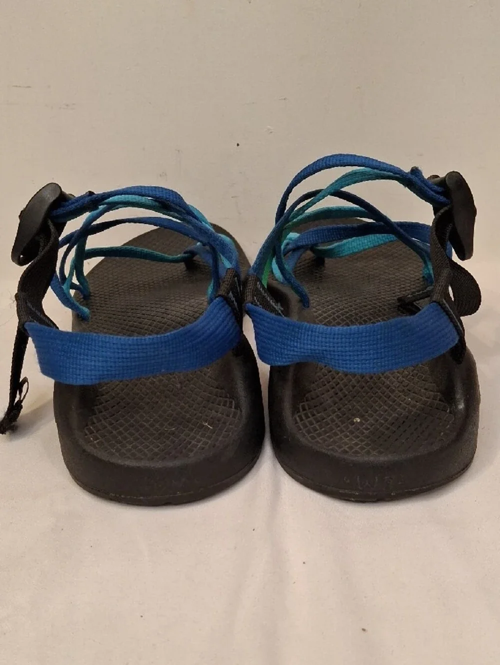 Chaco Women’s ZX2 Dual-Tone Blue Strappy Hiking Sandals